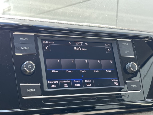 2023 Volkswagen Taos S photo 37