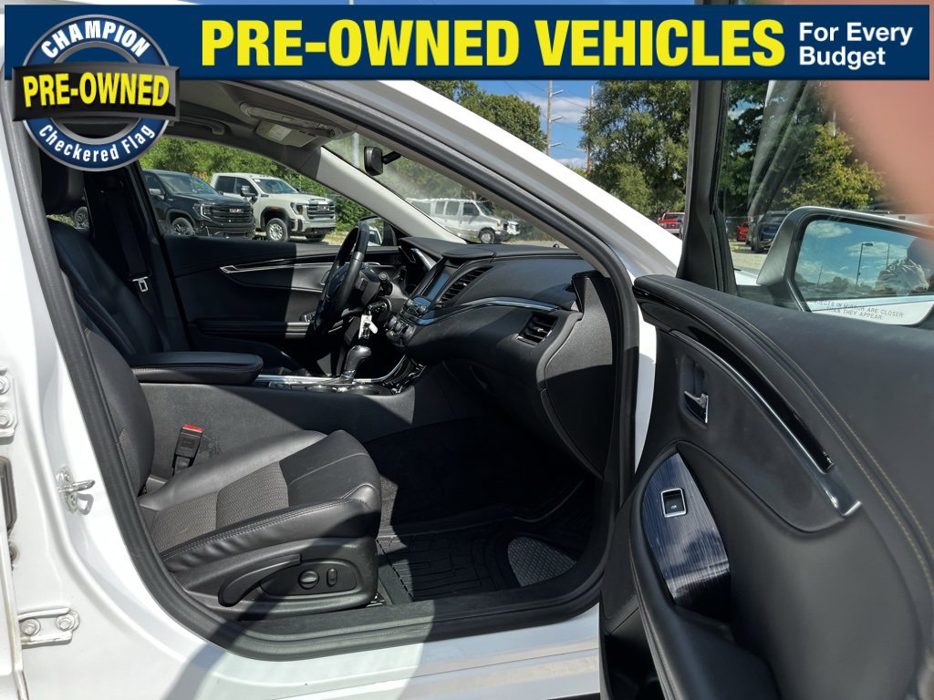 2016 Chevrolet Impala 1LT photo 27
