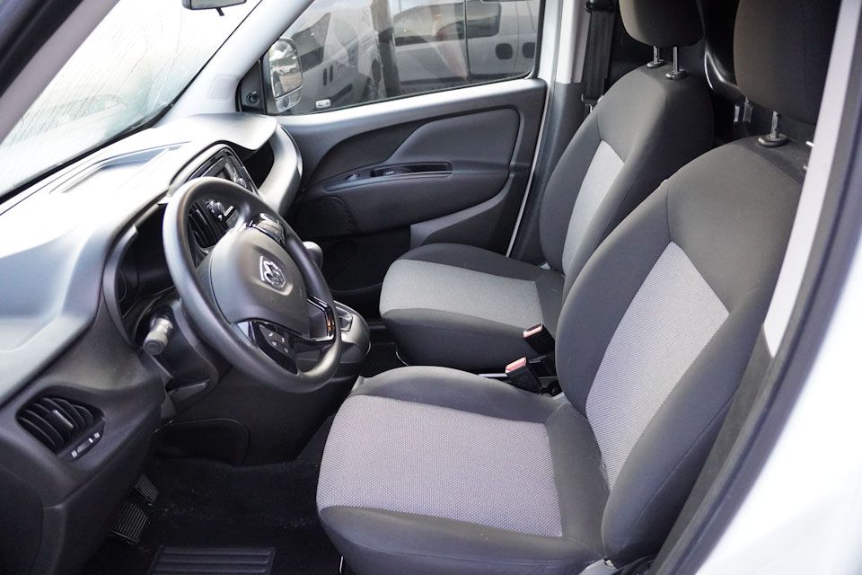 2020 Ram ProMaster City Tradesman Cargo Van photo 2