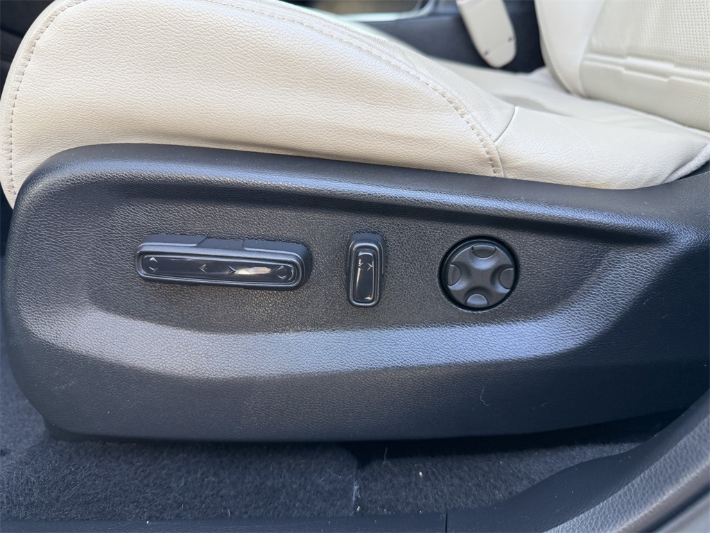 2020 Honda CR-V EX-L photo 20