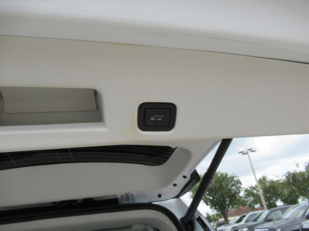 2026 Gmc Acadia Denali photo 33
