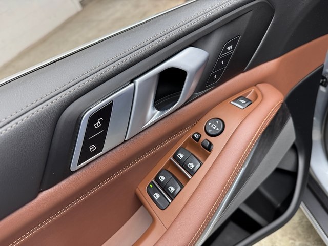 Certified Used 2024 Gray BMW xDrive40i image 11