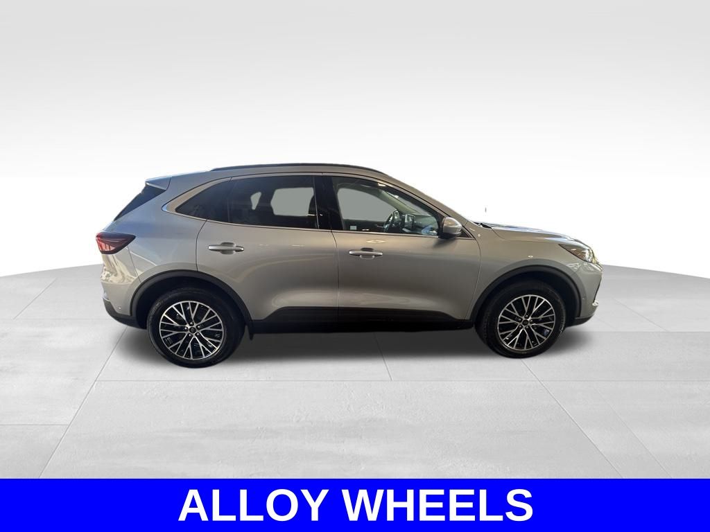 2024 Ford Escape Plug-In Hybrid Base photo 3