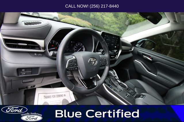 2021 Toyota Highlander XLE photo 11
