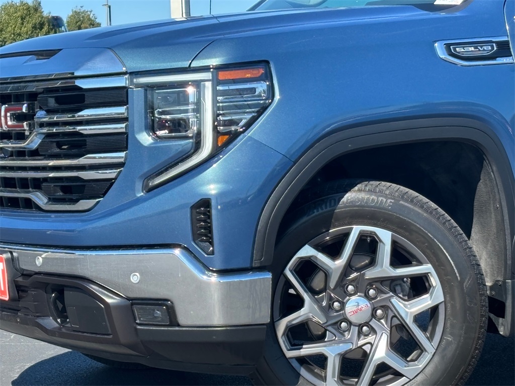 2024 Gmc Sierra 1500 SLT photo 3