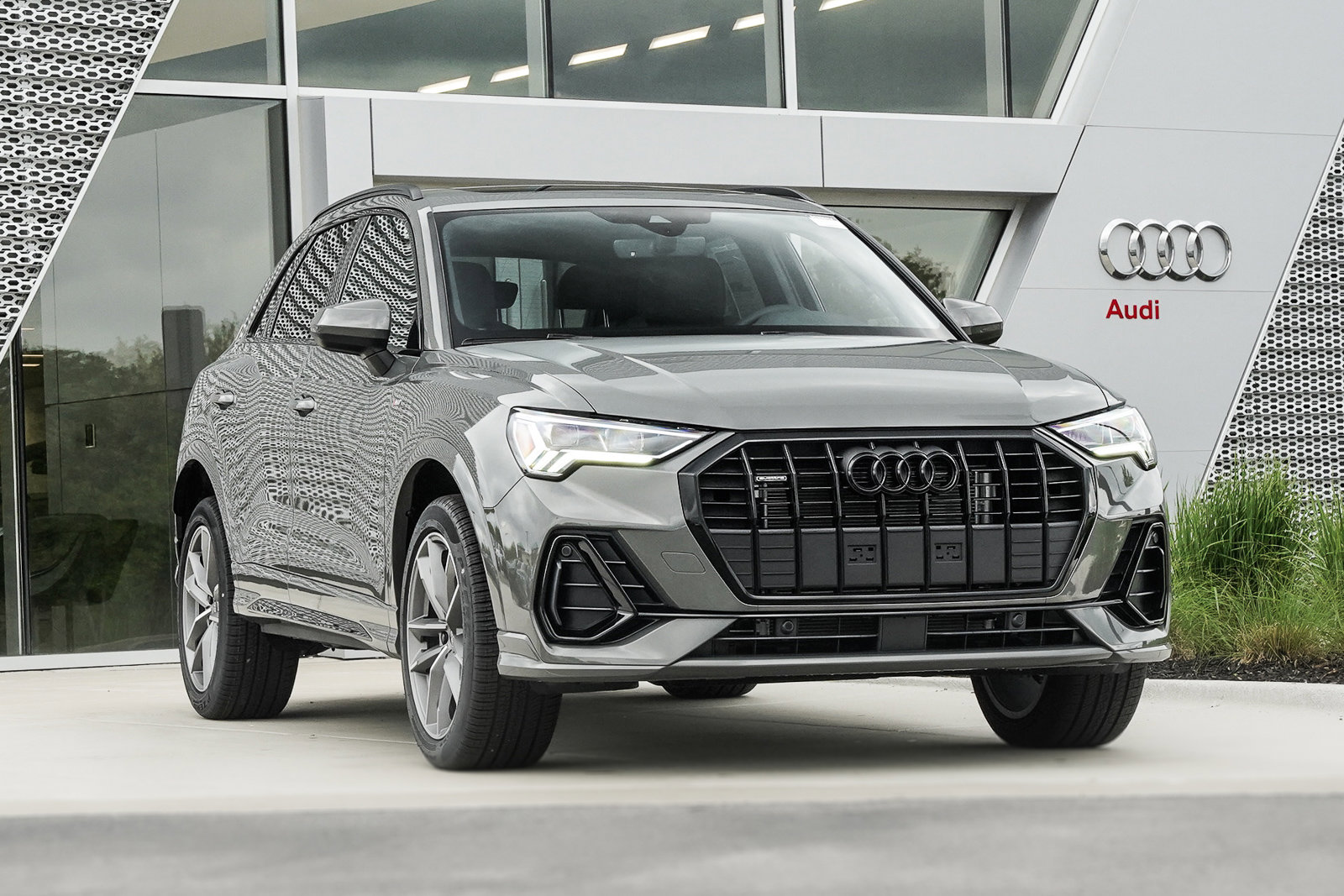 New 2025 Chronos Gray Metallic Audi S line Premium image 1