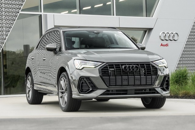 2025 Audi Q3 S line Premium