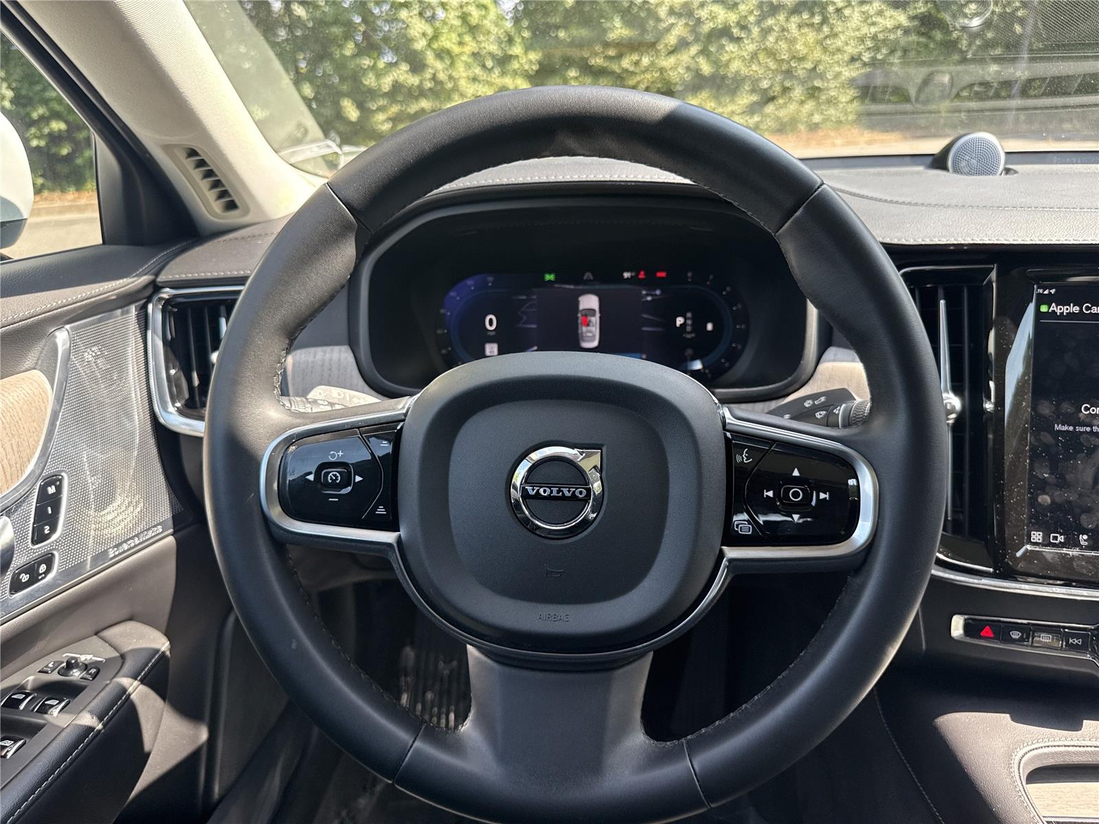 2023 Volvo S90 Ultimate photo 12