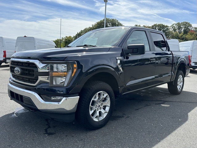 2023 Ford F-150 XLT photo 3