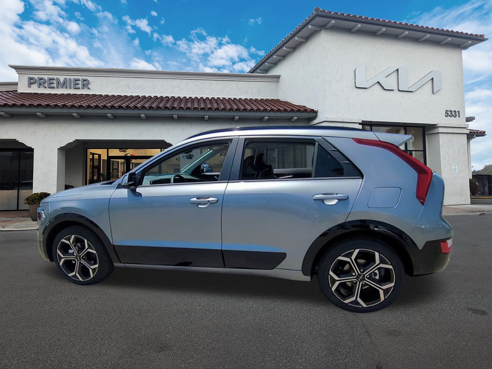 2025 Kia Niro EX Touring photo 4