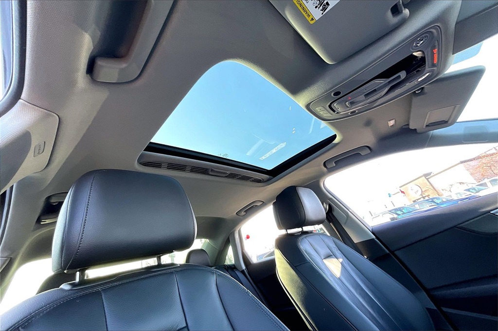 2018 AUDI A4 - Image 19