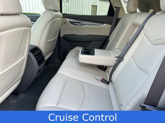 2018 Cadillac XT5 Luxury photo 15