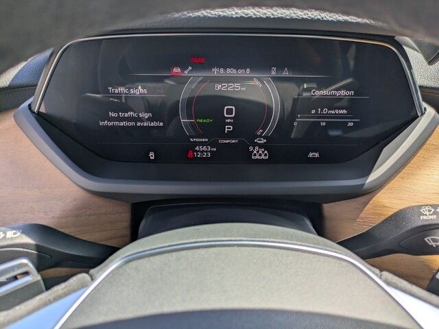 2023 Audi e-tron GT Premium Plus photo 23