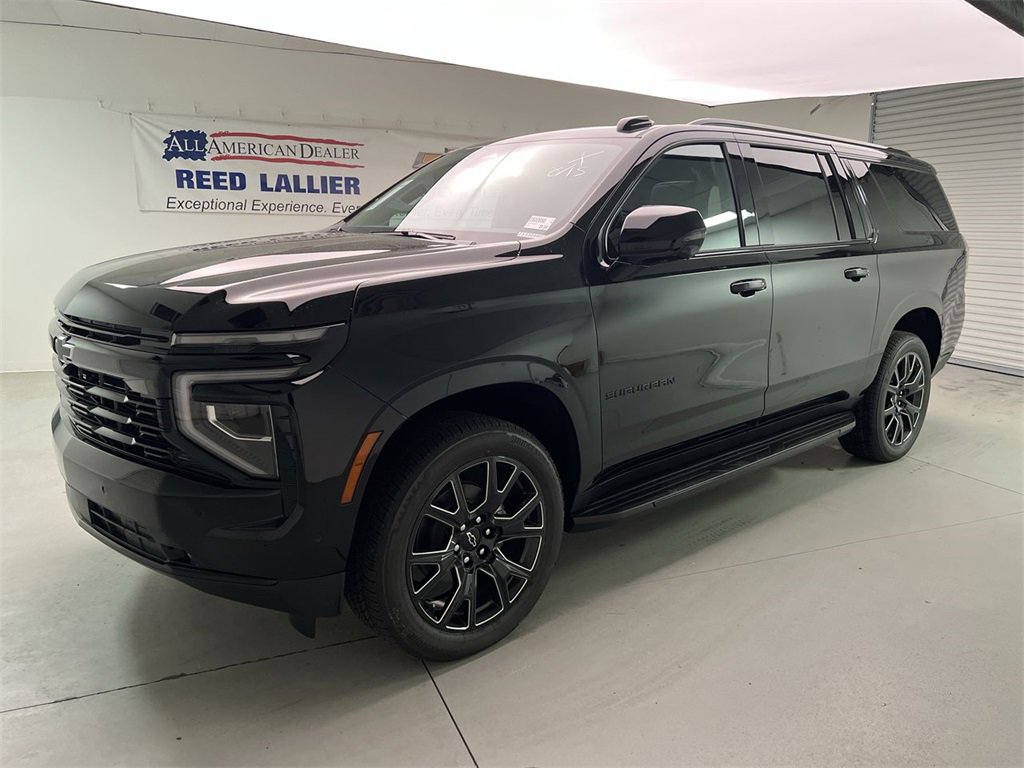 2025 Chevrolet Suburban RST photo 4