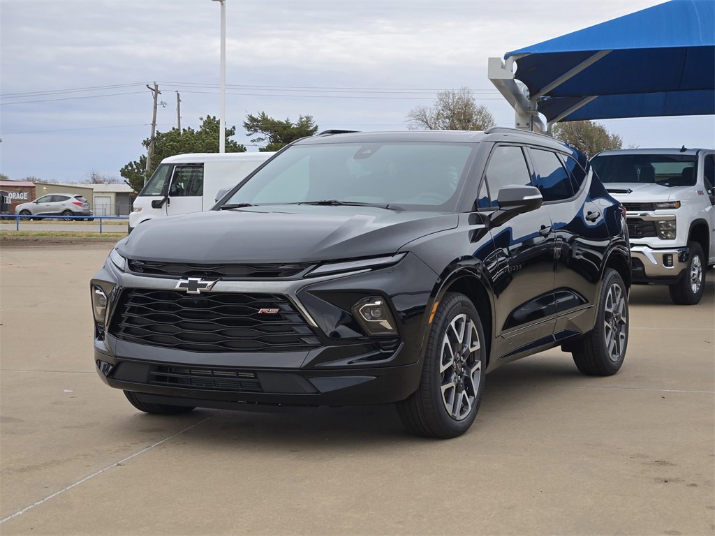 2026 Chevrolet Blazer RS photo 2