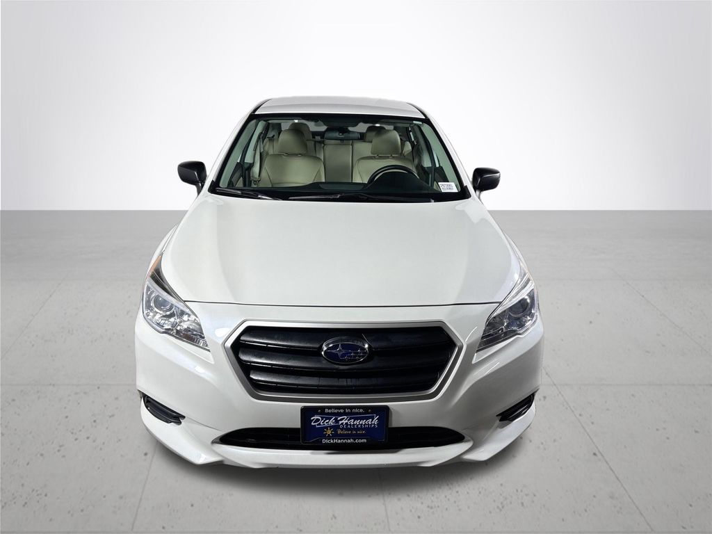 2017 Subaru Legacy 2.5i photo 3