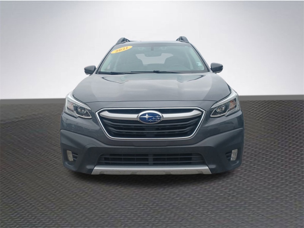 2021 Subaru Outback Limited XT photo 3
