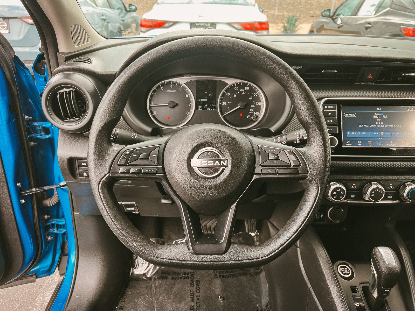 2024 Nissan Kicks S photo 16
