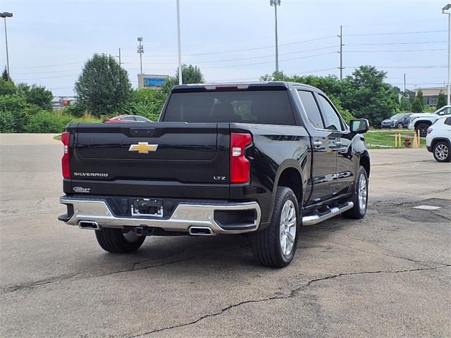2023 Chevrolet Silverado 1500 LTZ photo 3
