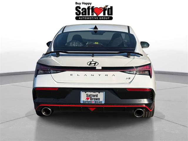 2025 Hyundai Elantra Base photo 5