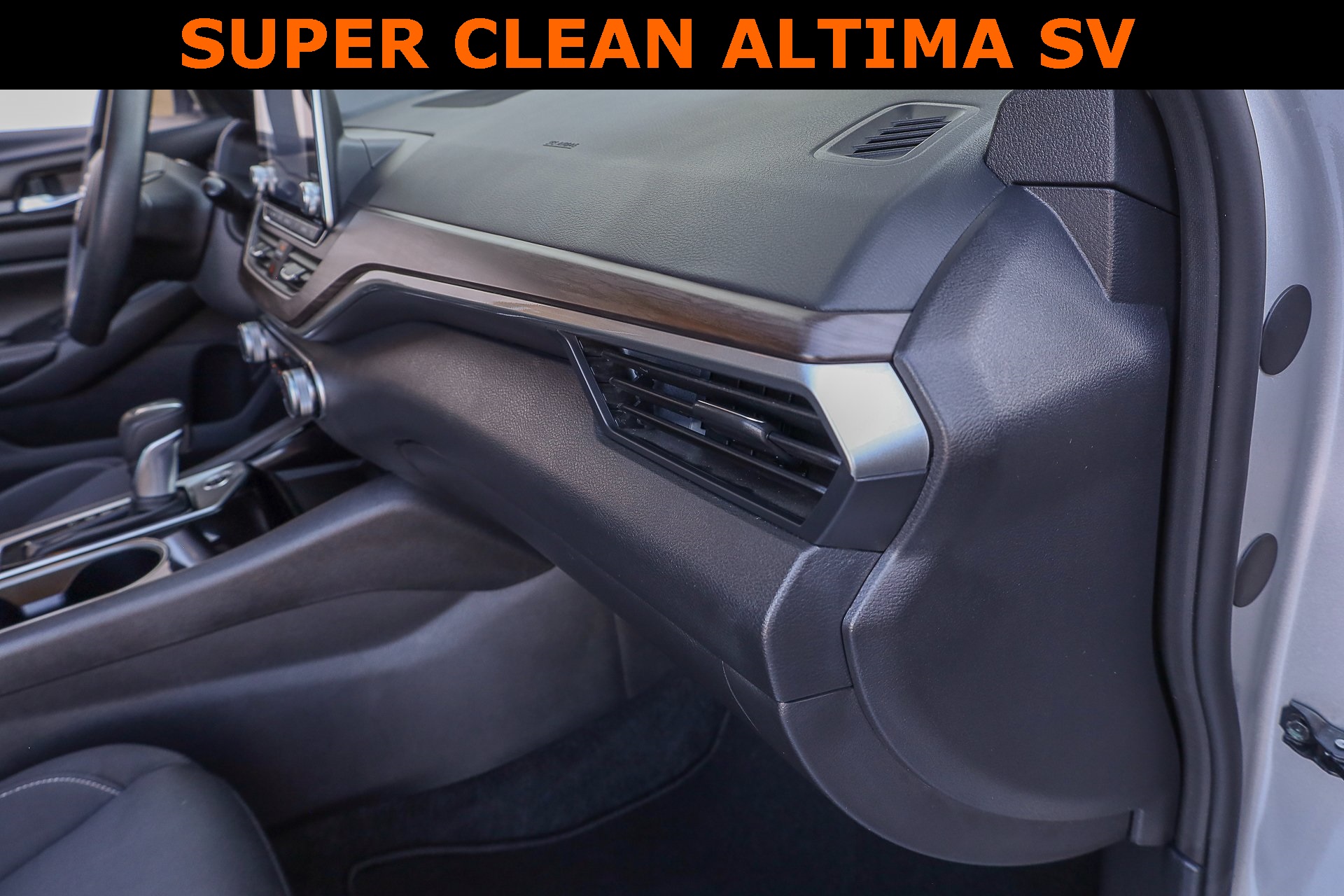 2024 Nissan Altima 2.5 SV photo 29