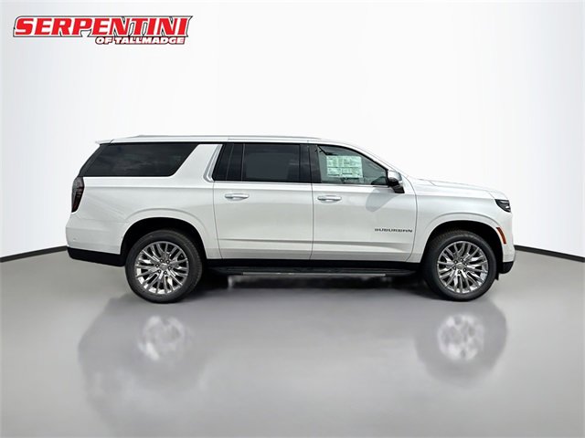 2025 Chevrolet Suburban Premier photo 4