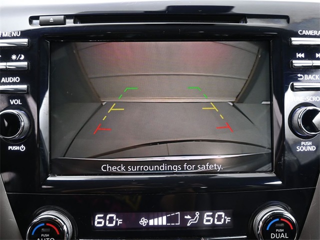 2023 Nissan Murano SV photo 2