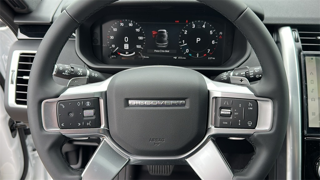 2025 Land Rover Discovery S photo 11