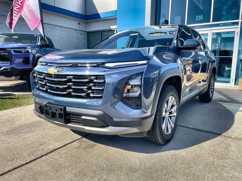 2026 Chevrolet Equinox LT photo 4