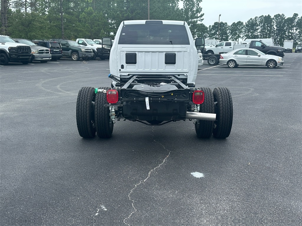 2025 Ram 4500 Tradesman photo 5