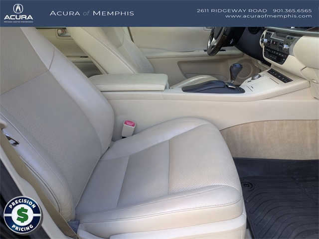 2015 Lexus ES 350 photo 23