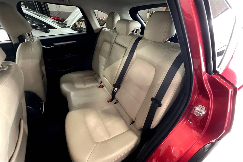 2022 Mazda CX-5 2.5 Premium Plus photo 24