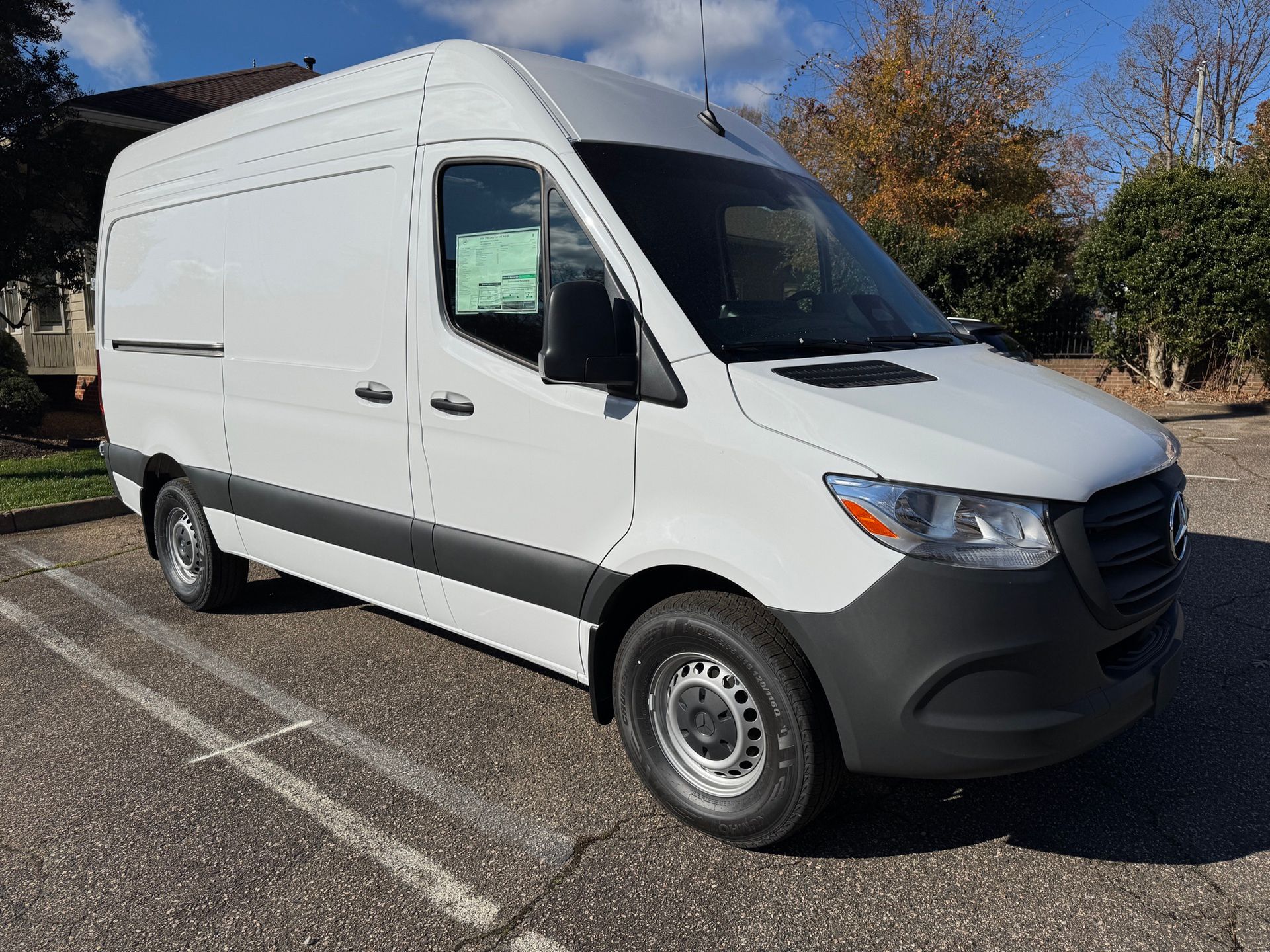 2026 Mercedes-Benz Sprinter Cargo Van Base's photo