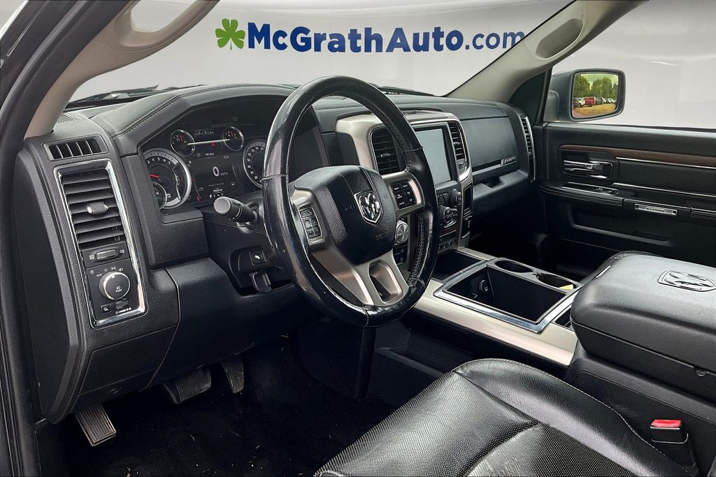 2015 Ram 1500 Laramie photo 12