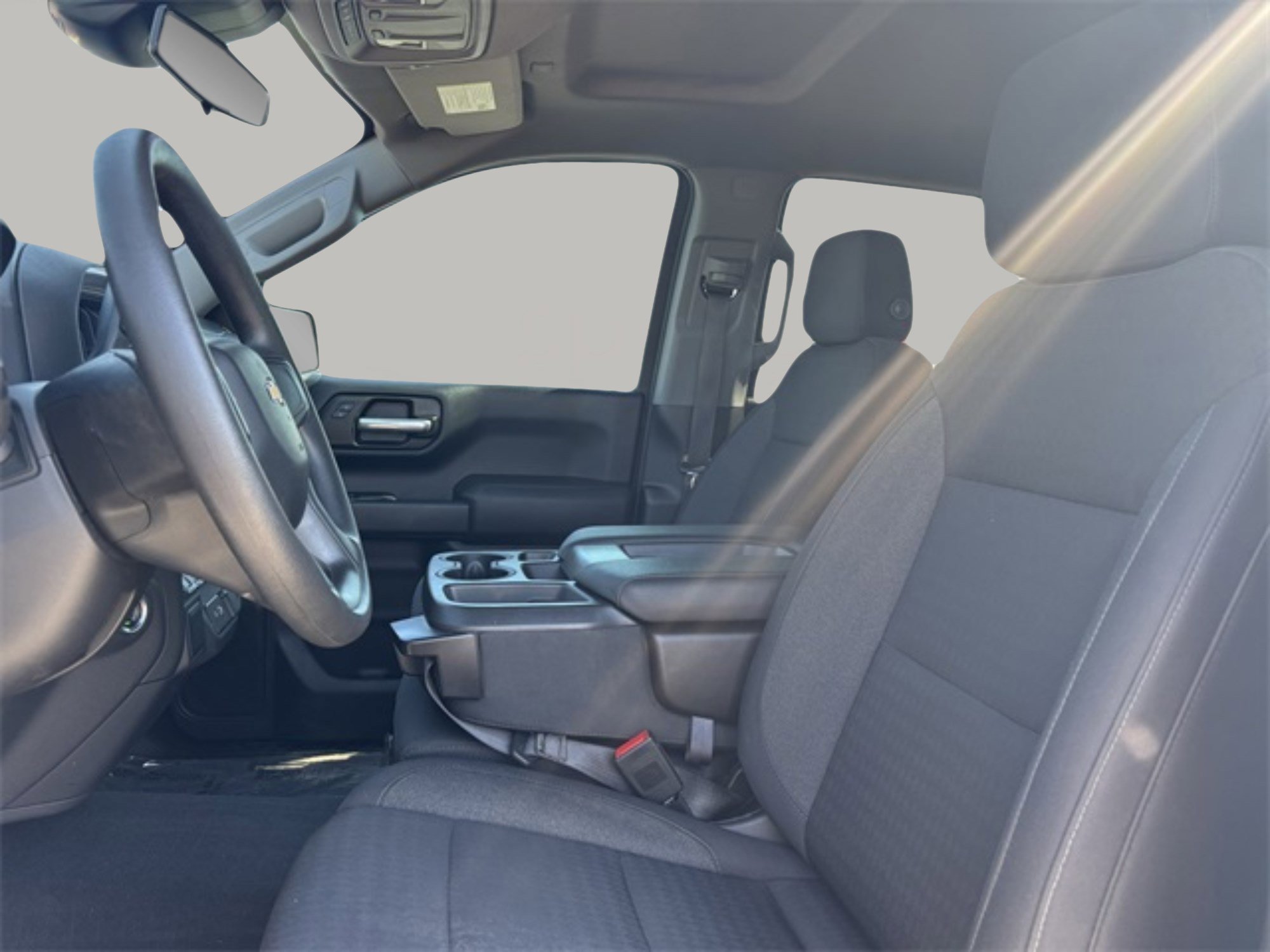 2023 Chevrolet Silverado 1500 Custom photo 13