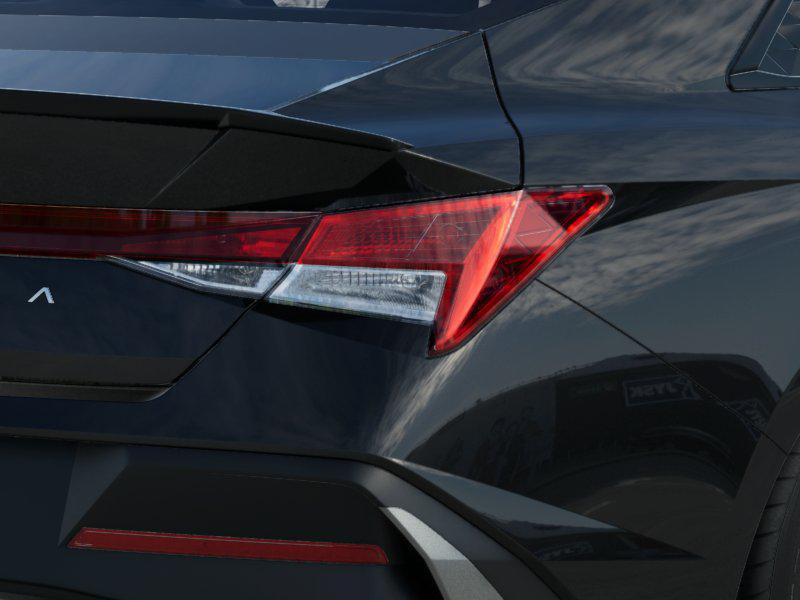 New 2025 Abyss Black Hyundai SEL Sport image 10