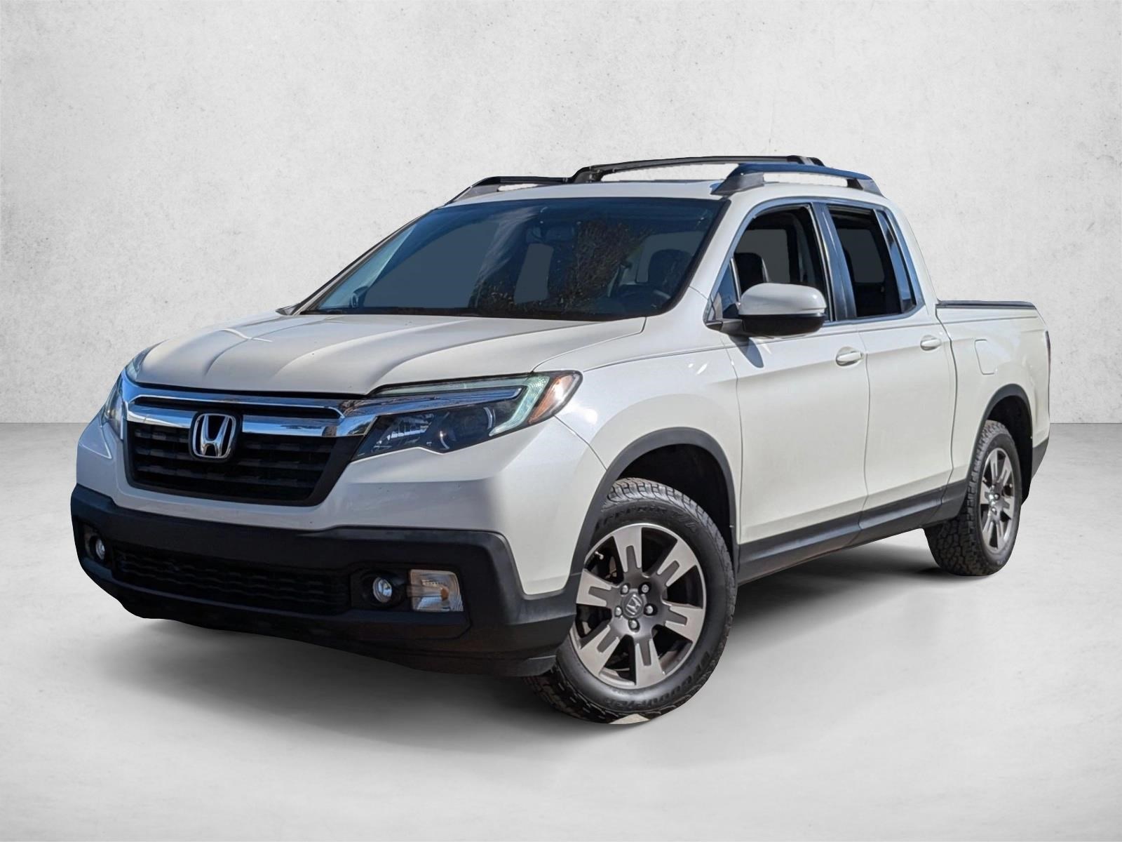 2019 Honda Ridgeline RTL-T's photo