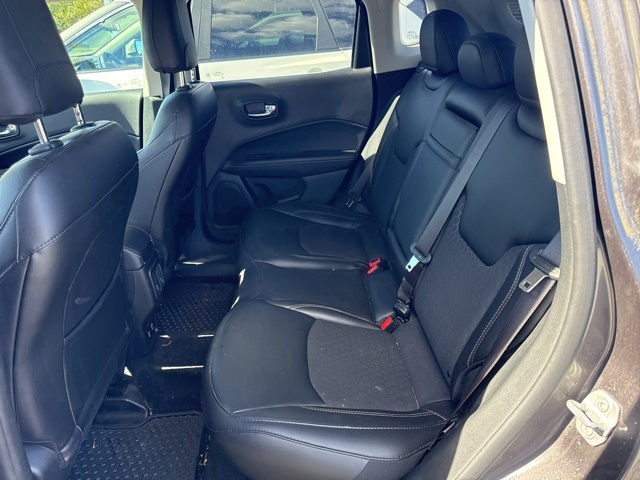 2019 Jeep Compass Latitude photo 11