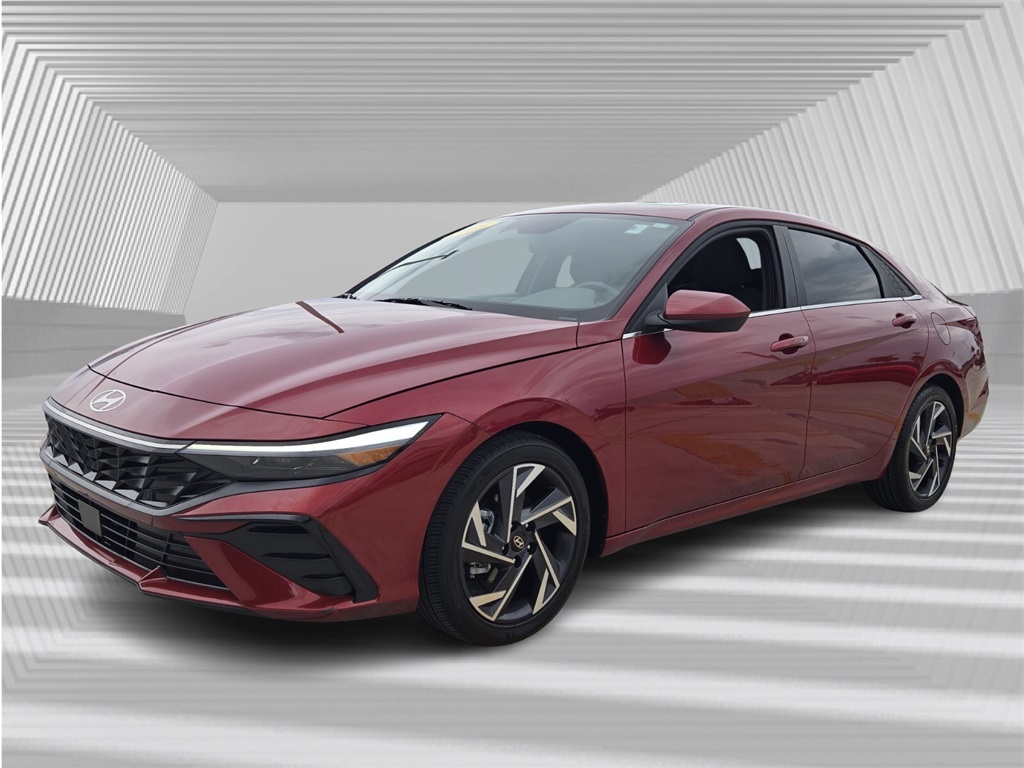 2024 Hyundai Elantra SEL Convenience photo 8