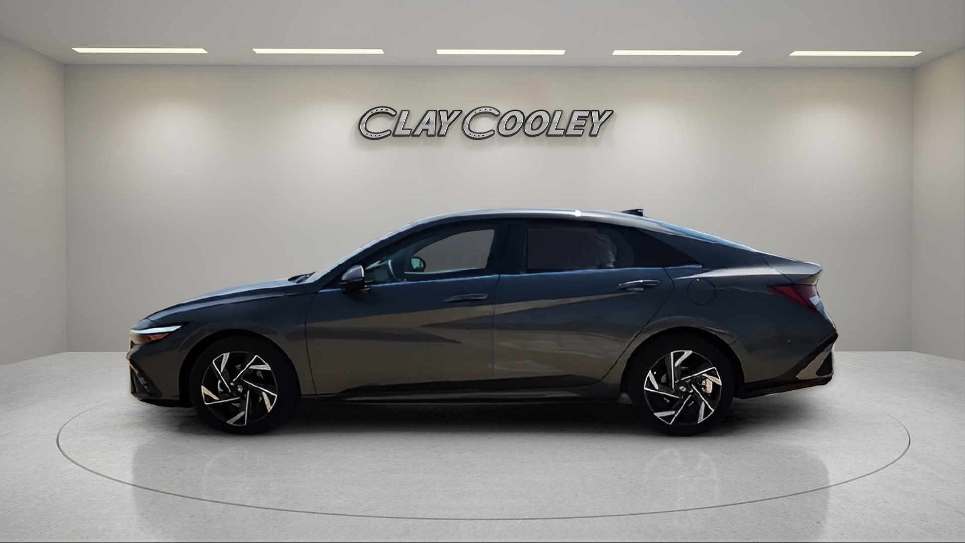 2025 Hyundai Elantra Limited photo 3