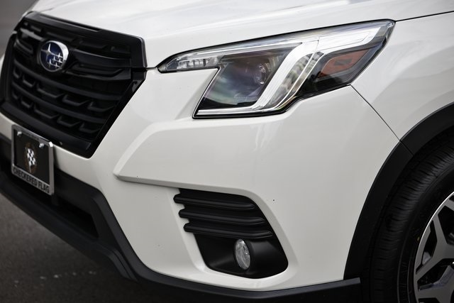 2023 Subaru Forester Premium photo 2