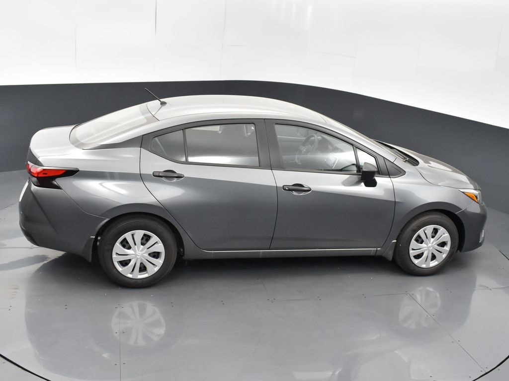 2025 Nissan Versa 1.6 S photo 44