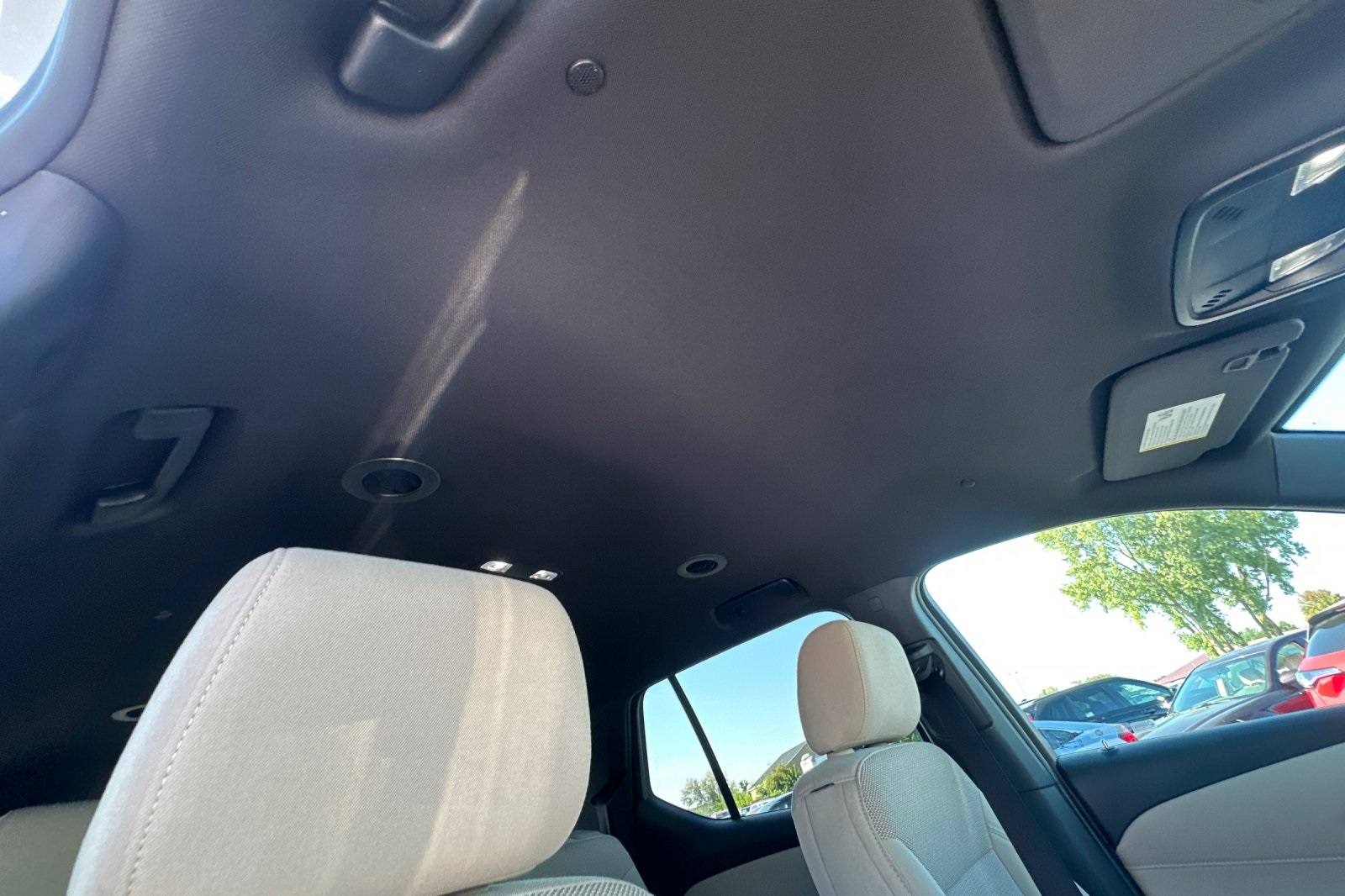 2022 Chevrolet Traverse LS photo 16