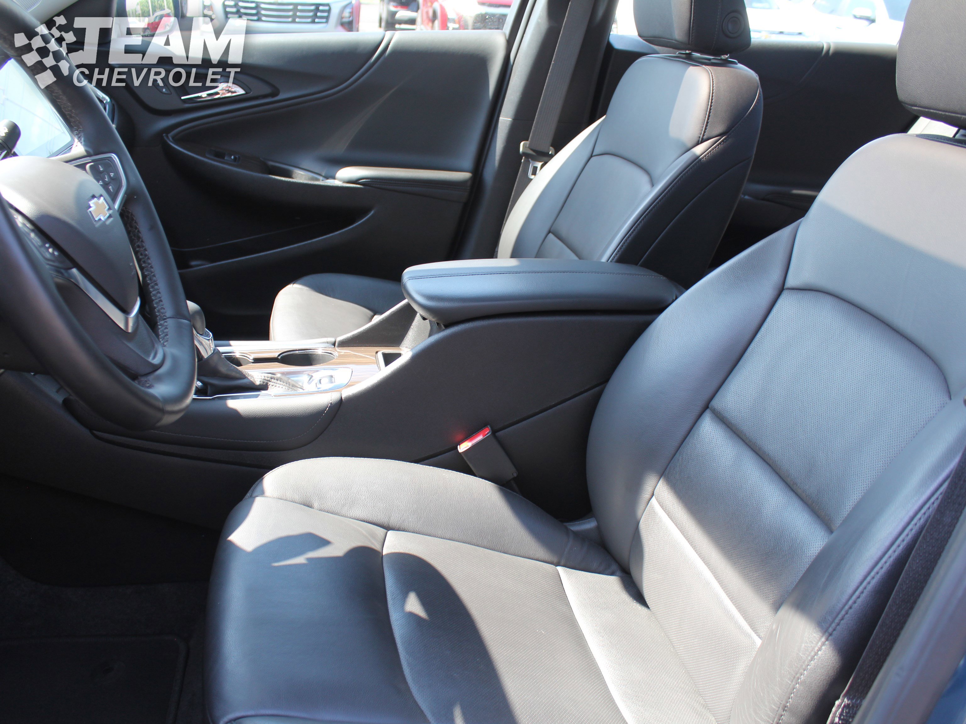 2024 Chevrolet Malibu Premier 2LT photo 12