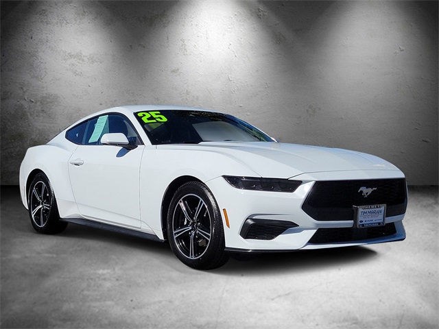 2025 Ford Mustang EcoBoost Premium photo 2