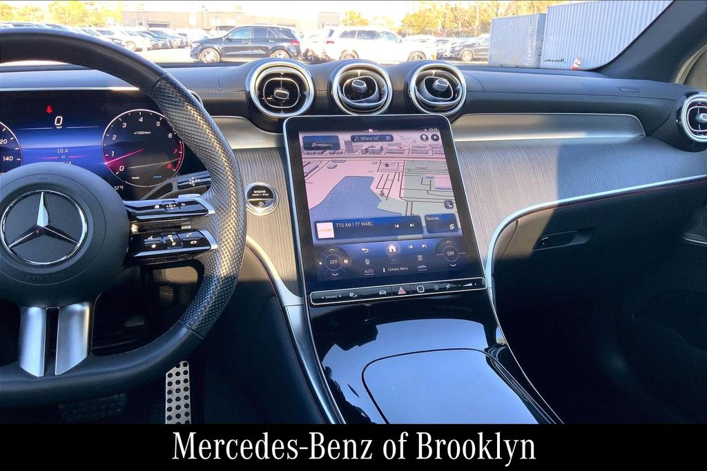 2023 Mercedes Benz GLC 300 4MATIC photo 3