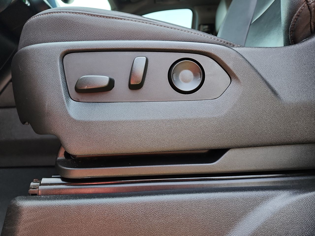 2023 Chevrolet Tahoe LT photo 10
