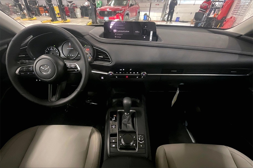 2026 MAZDA CX-30 - Image 4