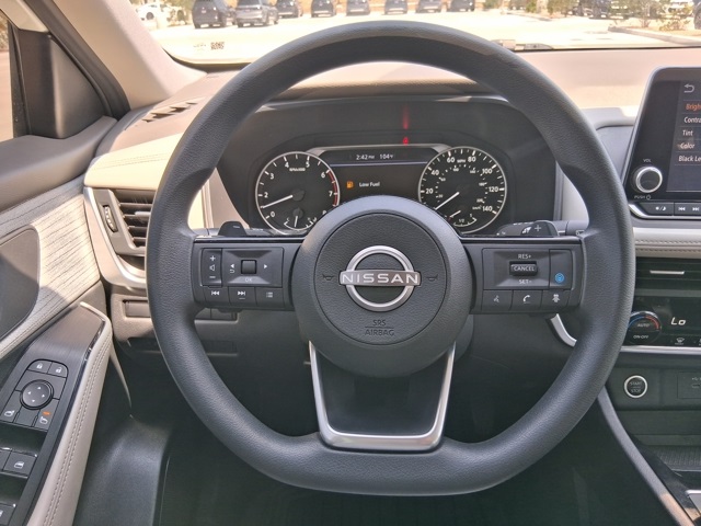 2023 Nissan Rogue SV photo 8