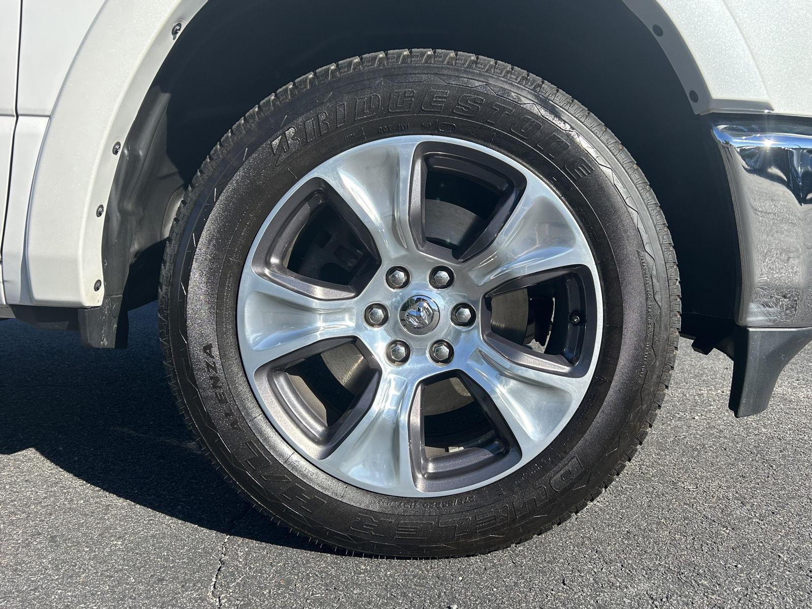 2022 Ram 1500 Laramie photo 11